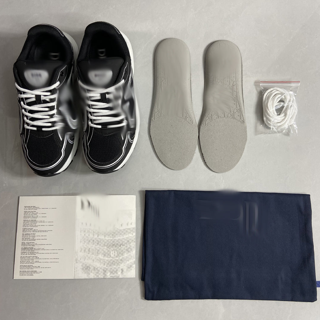 mens black/white shoes “b3"